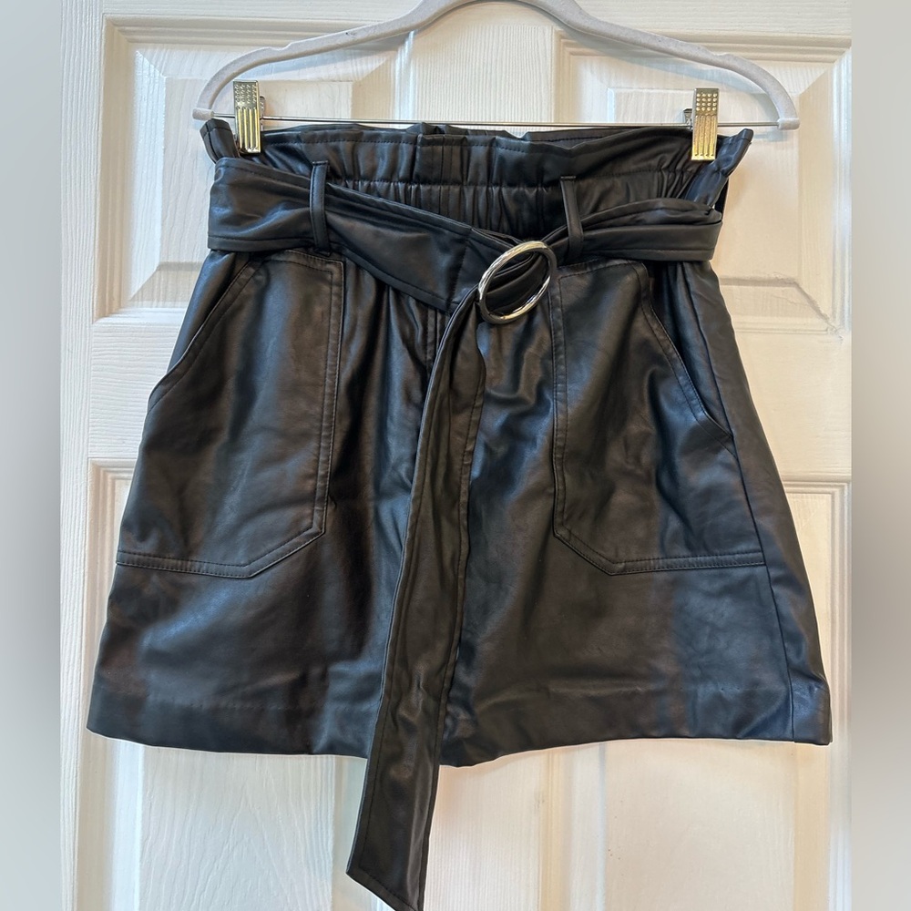 Bar lll Black Faux Leather Belted Skirt